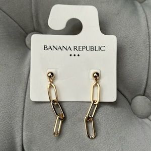 NWT Banana Republic Paperclip Earrings